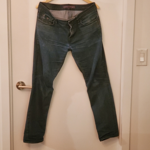 Guess Jeans - Picture 1 of 8